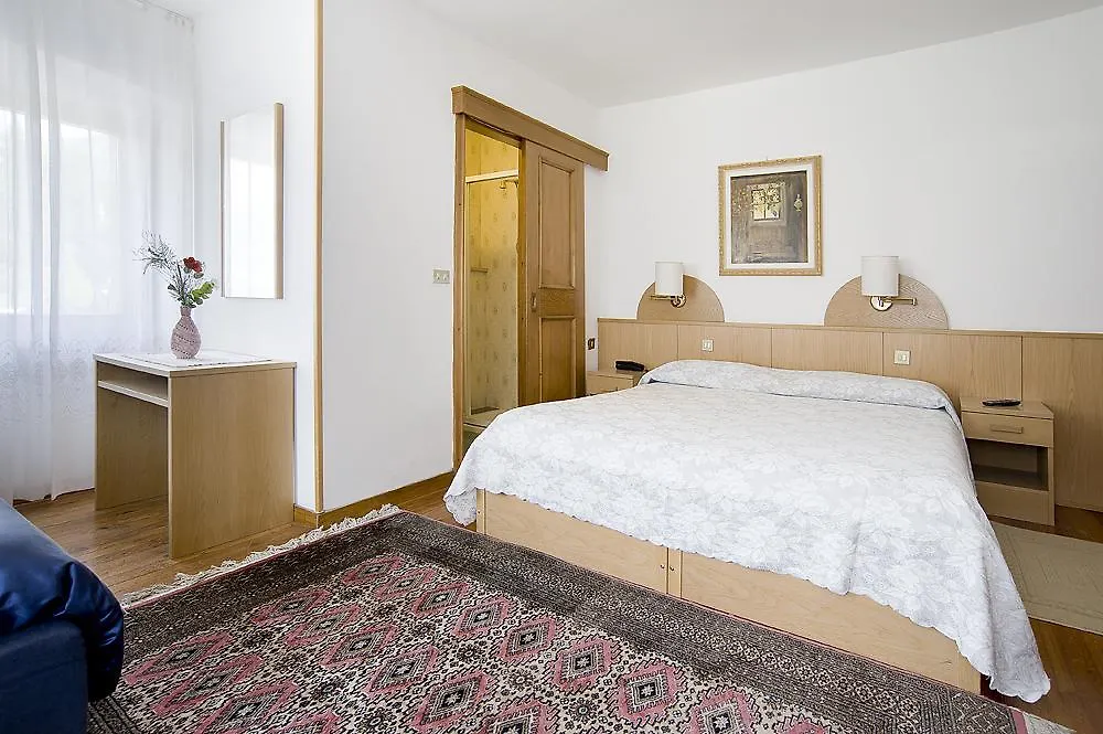 Ξενοδοχείο Albergo Erika Auronzo di Cadore